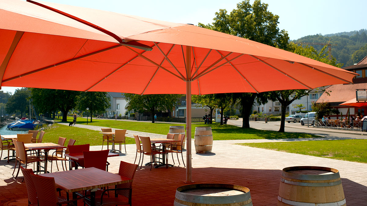 Sonnenschirme von der BiKATEC Metall- und Textilverarbeitungs GmbH
