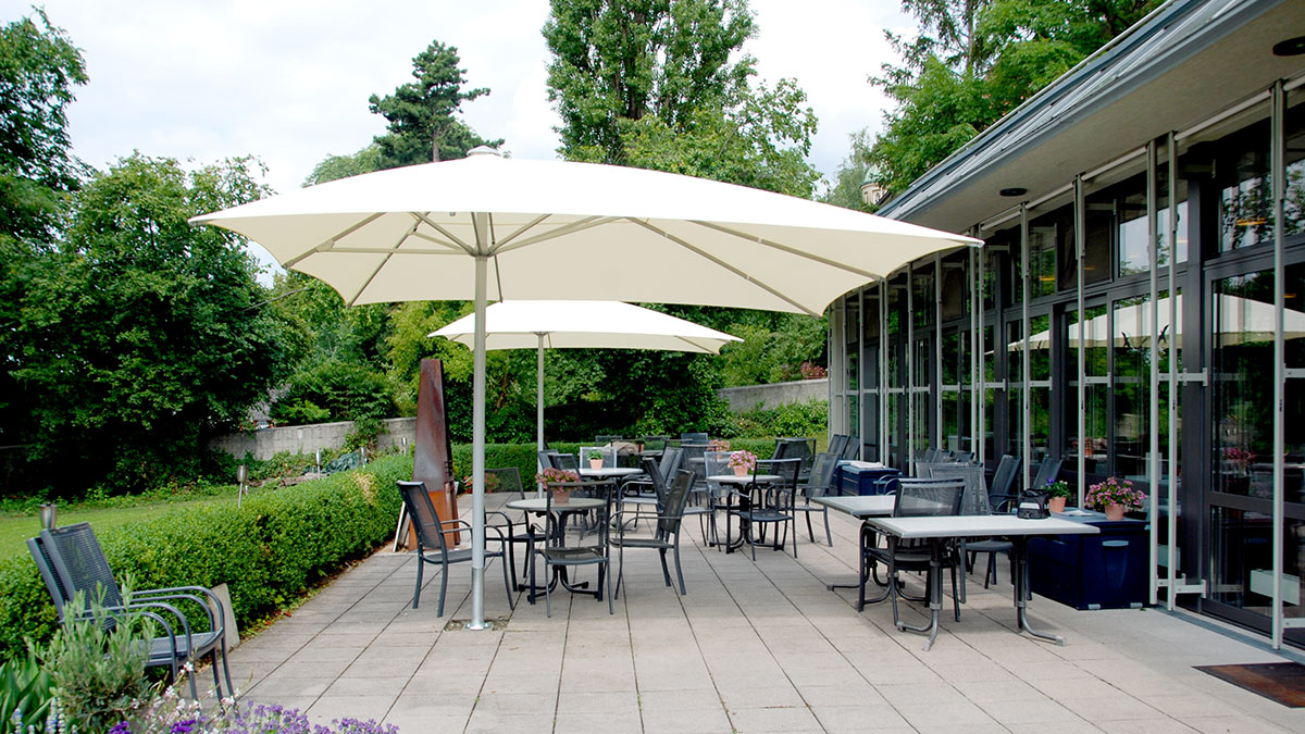 Sonnenschirme von der BiKATEC Metall- und Textilverarbeitungs GmbH