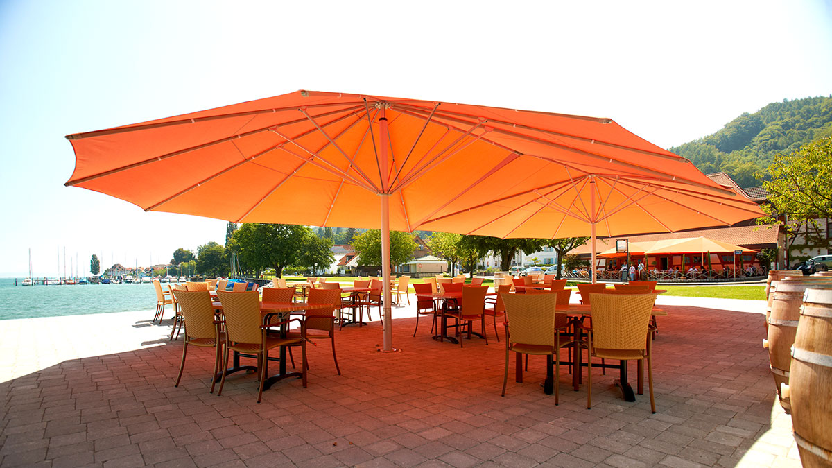 Sonnenschirme von der BiKATEC Metall- und Textilverarbeitungs GmbH